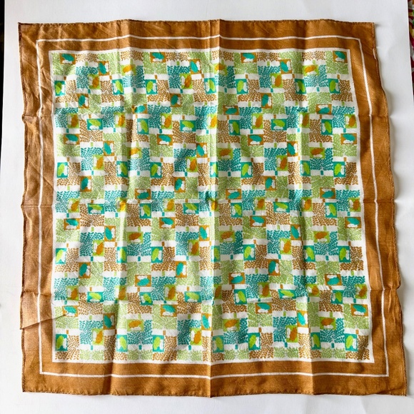 Vintage Scarf - Picture 2 of 4
